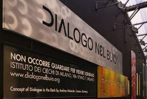 Ingresso a Dialogo nel Buio a Milano