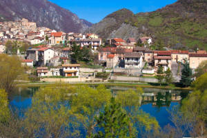 villalago-vista del paese