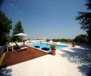 casavacanza_trullallegro_vista_piscina
