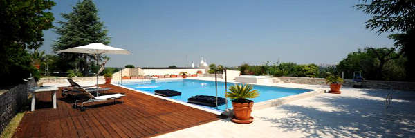 La piscina della CasaVacanza Trullallegro.